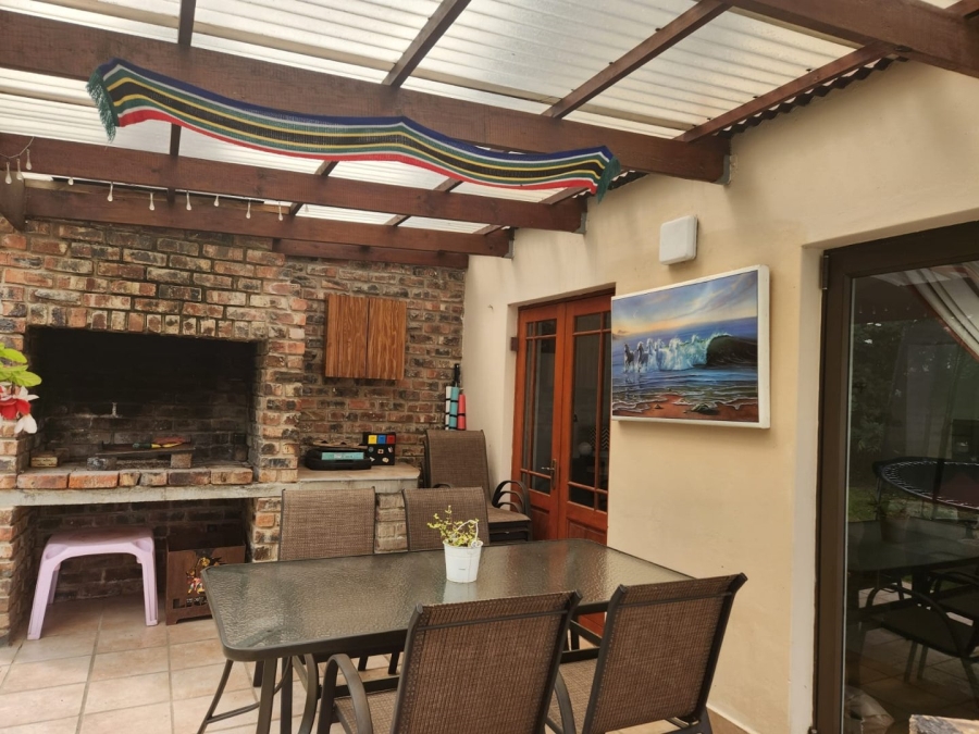 3 Bedroom Property for Sale in Denneoord Western Cape